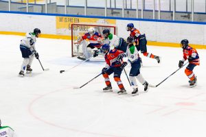 Dordrecht Lions U15 in actie tijdens de ruime zege op Eindhoven Kemphanen.